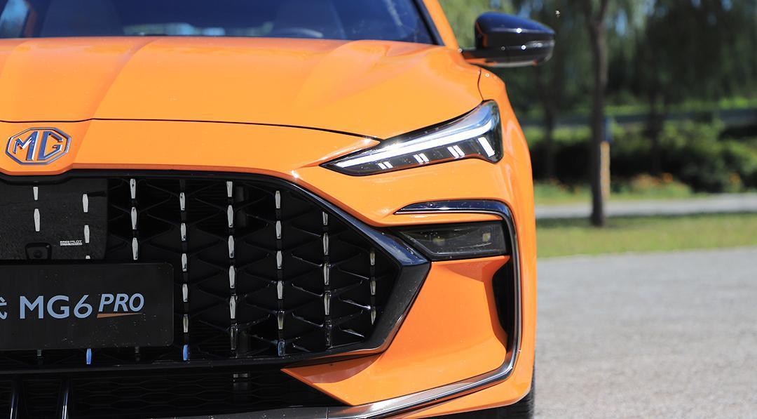 名爵mg6pro实际跑山路,名爵mg6pro豪华版都有点什么配置