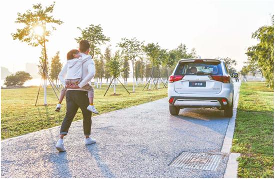 奶爸开车视频教学,奶爸正确用车姿势