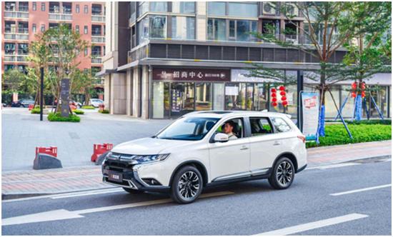 城市奶爸正确用车姿势,奶爸开车视频教学