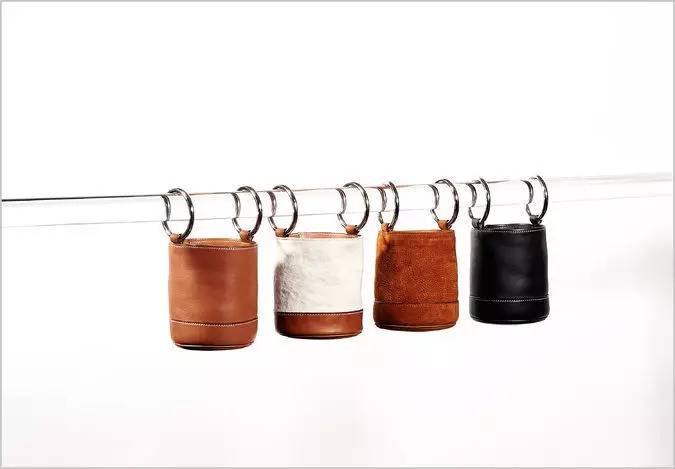 不想撞包这款轻奢包包你值得拥有,不撞包的小众包包