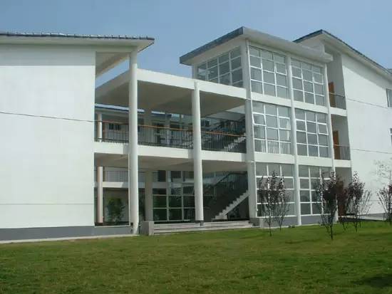 北仑区最贵的幼儿园,宁波北仑最贵的学校