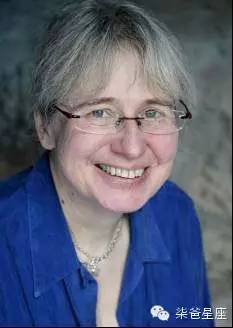 想过学习占星吗?这有一份柒爸整理的占星书单