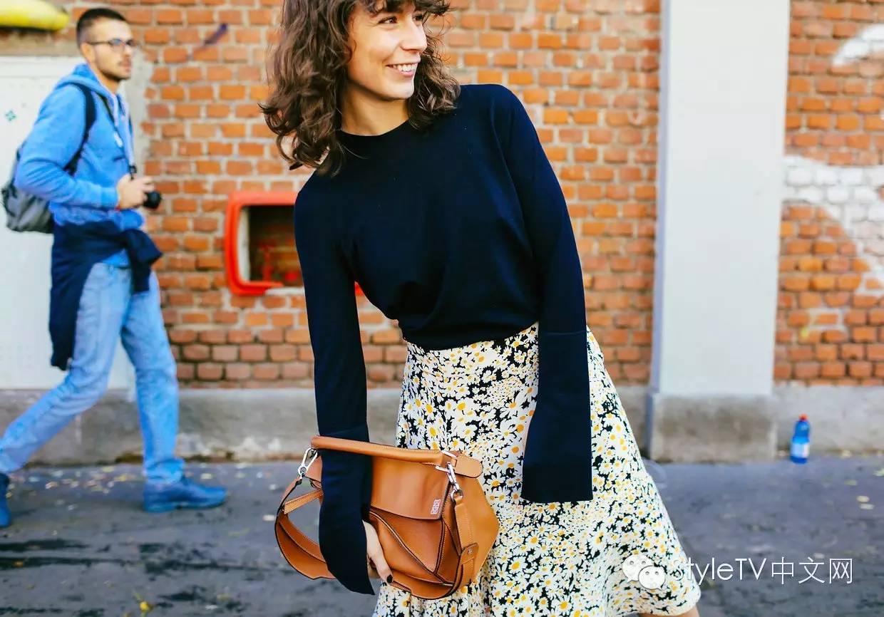 loewe包包经典款,loewe最值得入款的包包