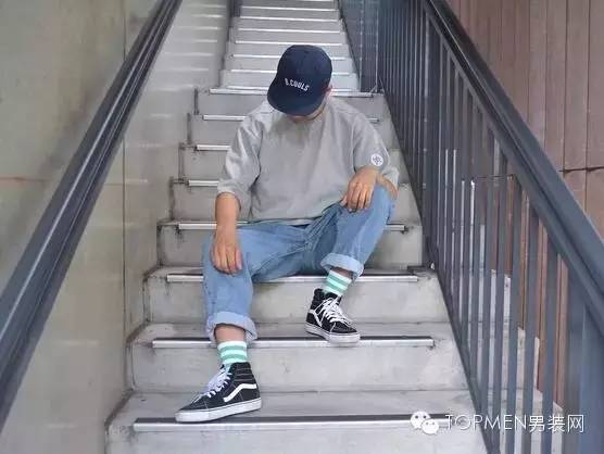 运动休闲鞋推荐高颜值百搭,休闲运动鞋推荐高颜值百搭