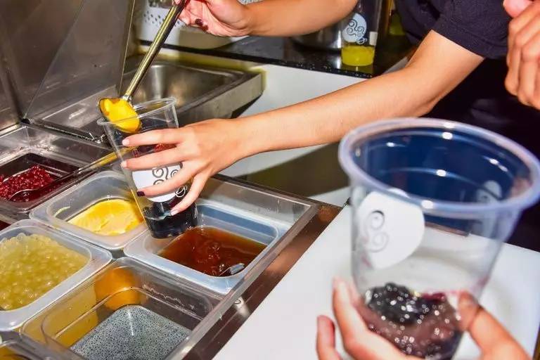 美国评价珍珠奶茶,珍珠奶茶在美国喜欢喝哪款