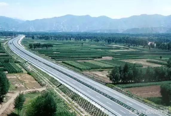 青海小车高速收费标准最新,开车拦路收费标准