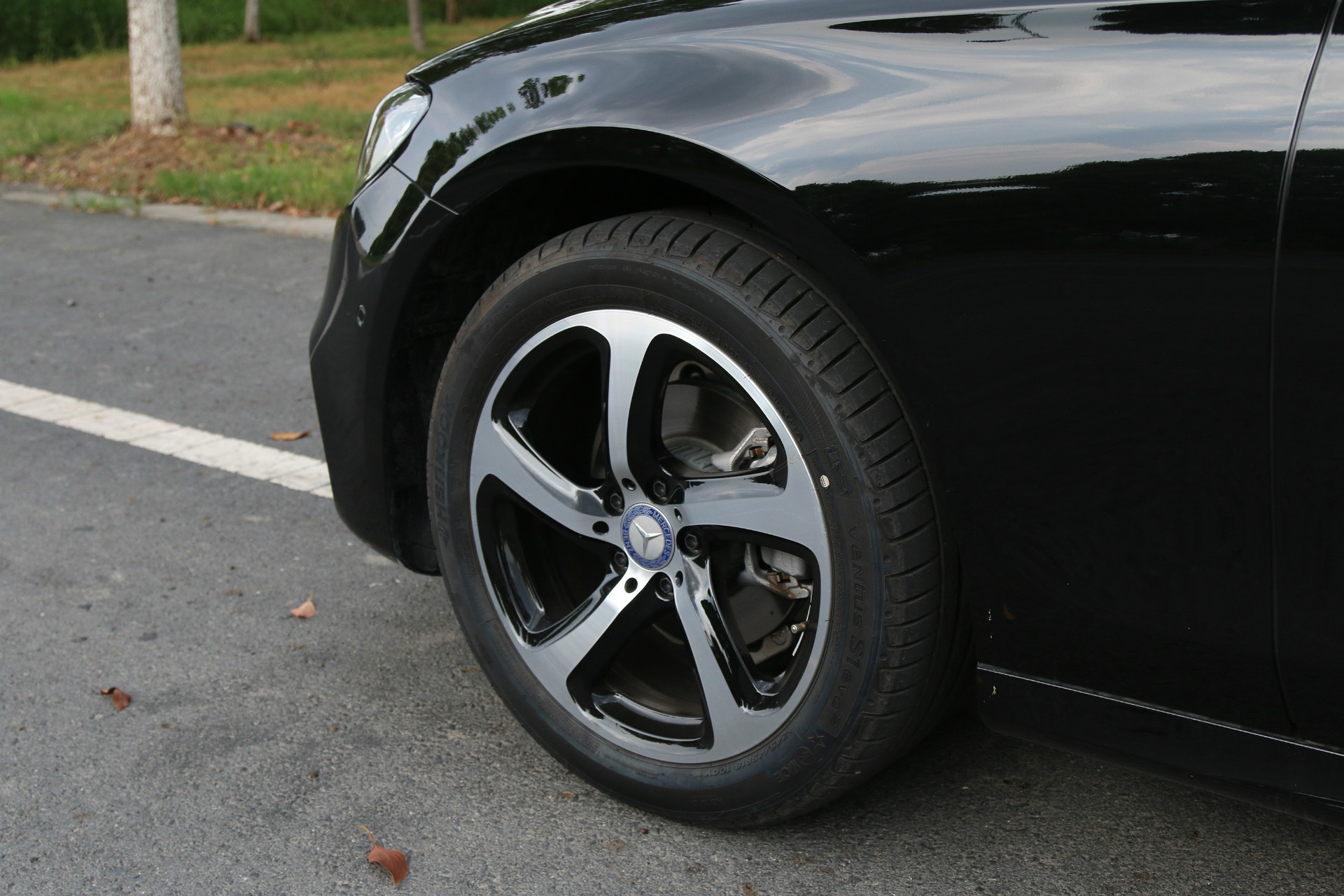 奔驰e级e200的争议点,奔驰e级2024款e200配置参数