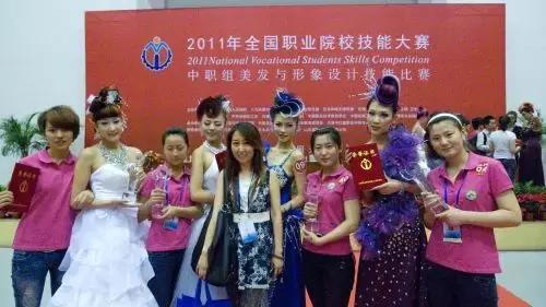 安徽一教师当选全国教书育人楷模,首届全国教书育人楷模