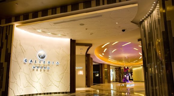 澳门购物的街道,澳门购物去哪个商场比较好