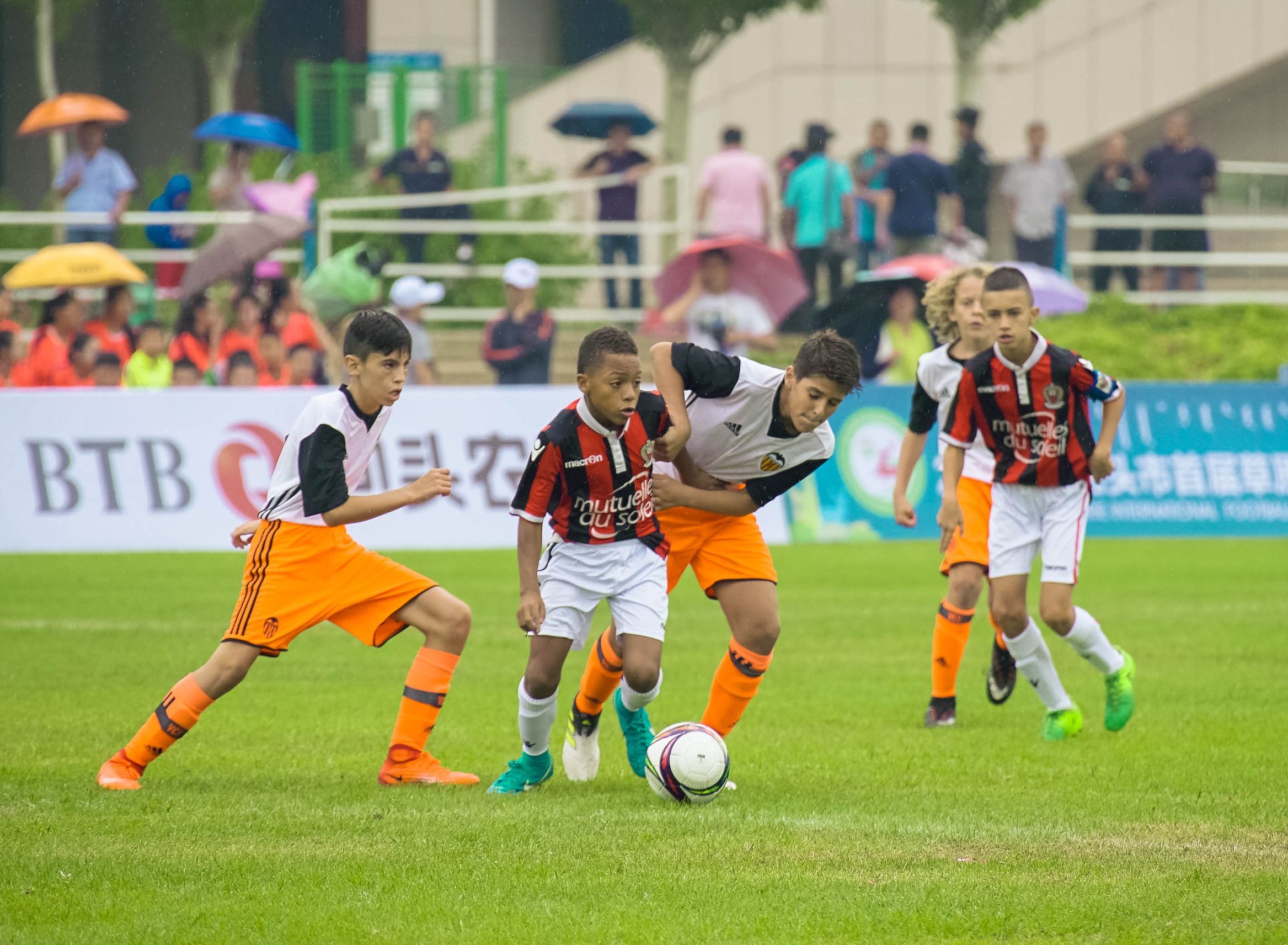 罗纳尔迪尼奥出席美洲杯,罗纳尔迪尼奥足球节