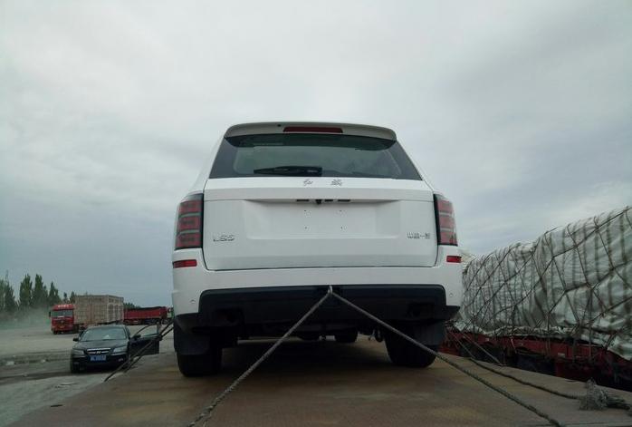 首批红旗LS5到店，颜值完胜路虎，售80万，看来离上市不远了