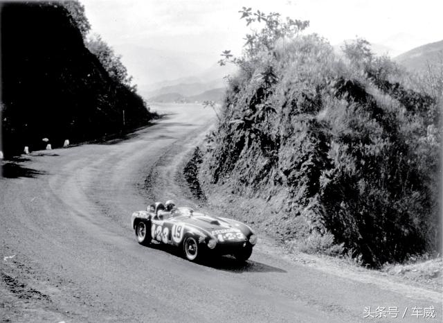 70张珍贵老照片,70年代珍贵照片100张