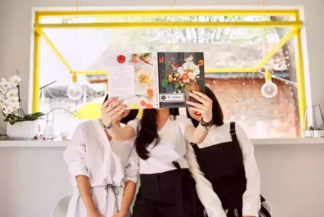 这家三位女掌门人的花店，席卷了成都时尚圈和文艺圈
