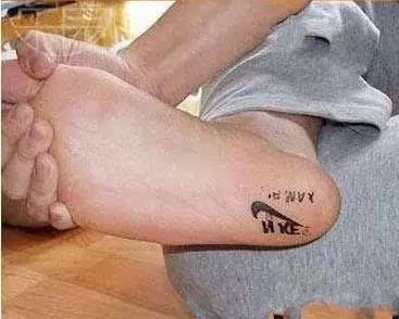 薛之谦搞笑吃鸡,薛之谦吃鸡段子完整版