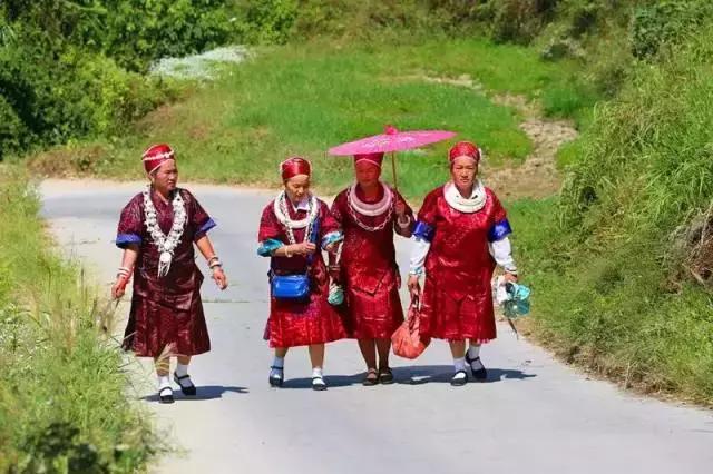 凯里黄平苗族服饰穿戴,凯里苗族服饰大全