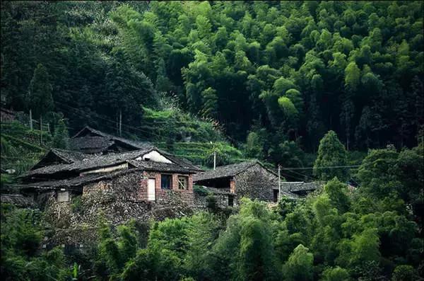 这座千年古县碉堡了——天瑞地安