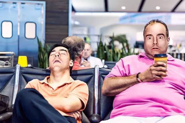 事关智慧和笑:大家一起跑,或者大家一起笑