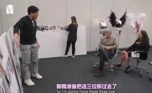 奚梦瑶刘雯维密粉色合照,上海维密秀何穗刘雯奚梦瑶