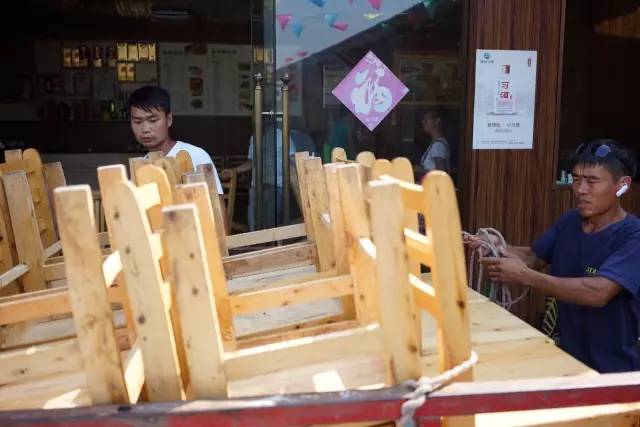 火山小视频为何要去村里办一场互联网史上最土的发布会?