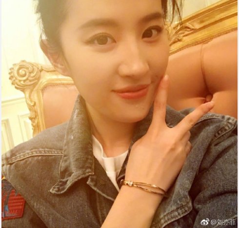 十大女星赵丽颖,赵丽颖张馨予谁厉害