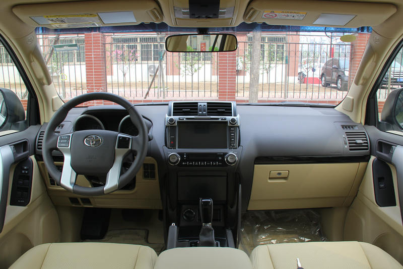 平行进口丰田轿车,16年二手普拉多2700中东版价格