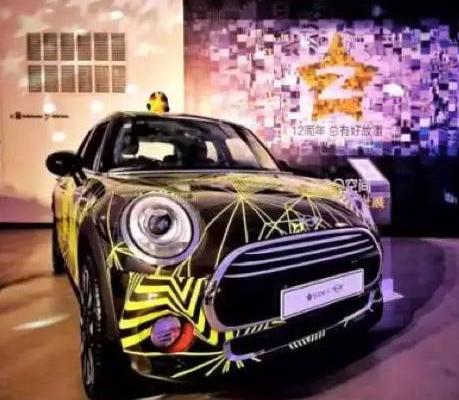 虽然喜欢QQ的一切，但腾讯这条金手链，我真不打算为情怀买单！