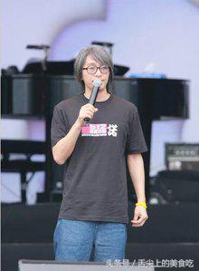 周星驰出生在中国内地吗,周星驰是在香港出生吗