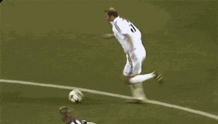 你心中足球十一人最佳首发,足坛心中最佳11人