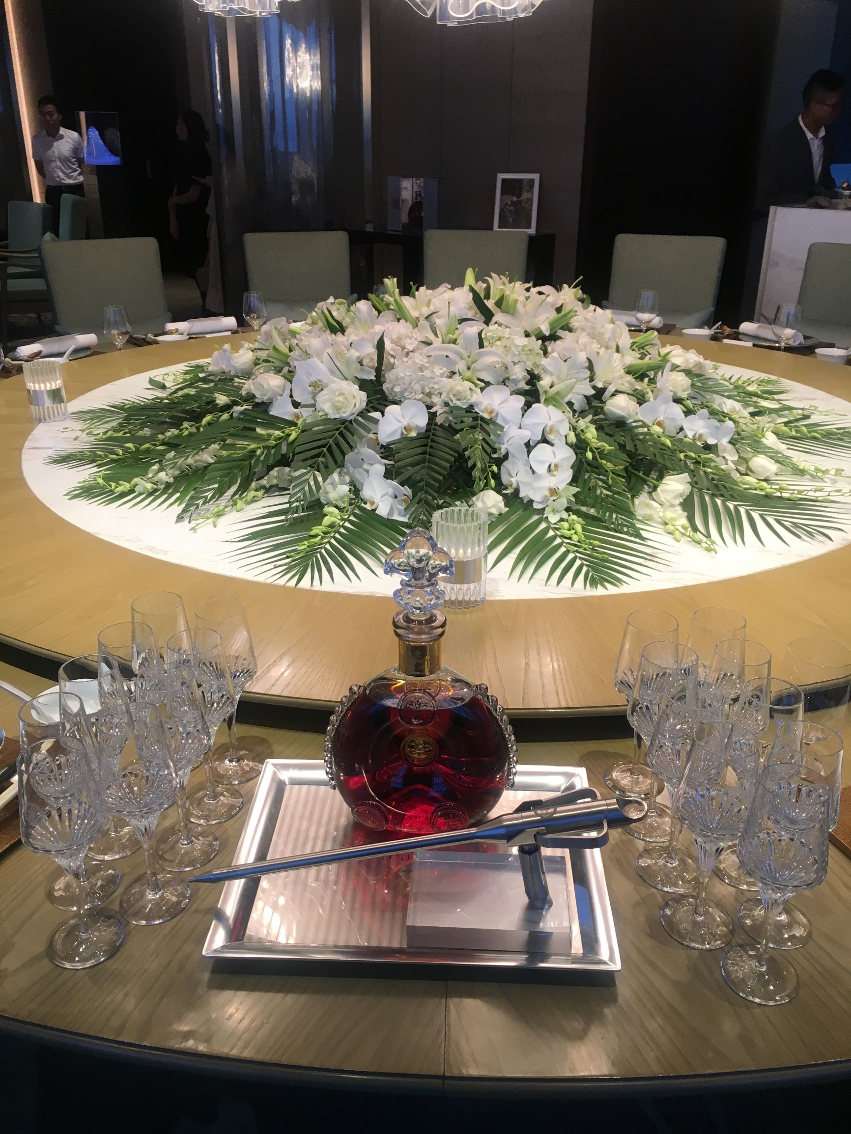 人头马路易十三相当于什么档次,人头马路易十三珍藏版