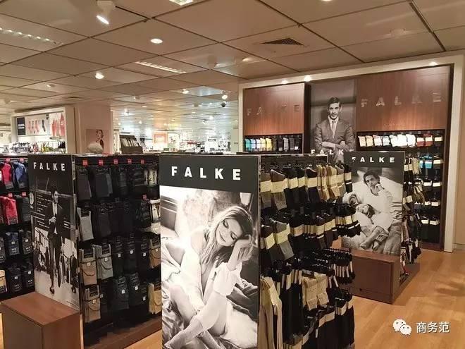 最适合30岁男人穿的品牌,30岁成功男人穿哪些品牌