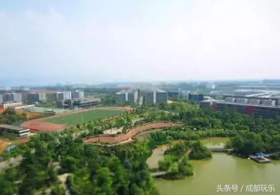 成都的大学宿舍排名,高校宿舍测评