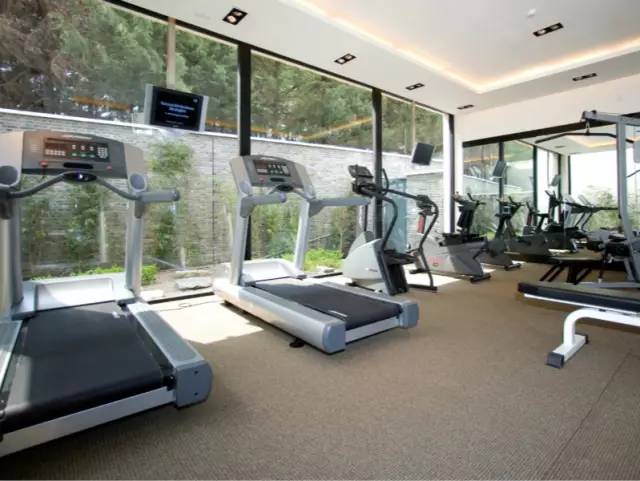 玉龙雪山下奢华民宿,丽江悦榕庄三卧