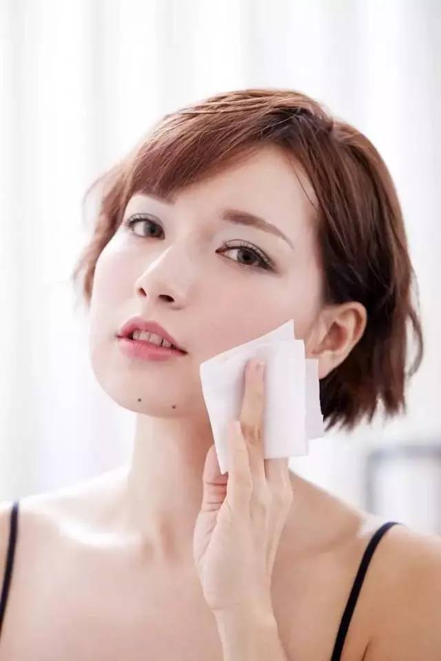 秋季到了护肤三大秘籍,夏天都知道的护肤小技巧