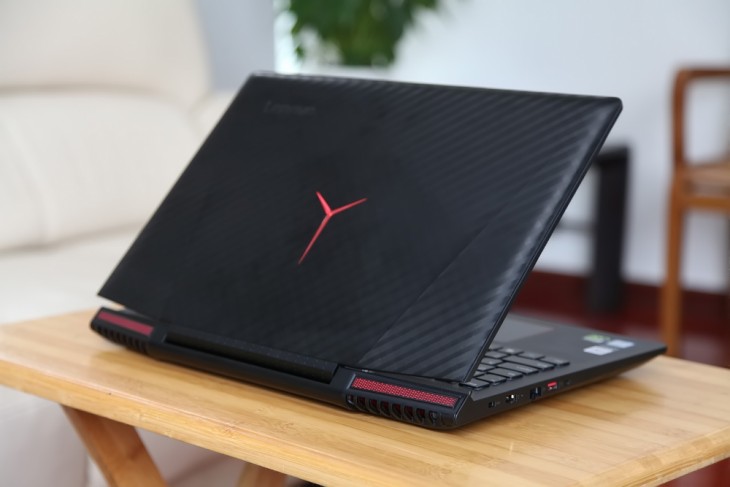 联想拯救者y720i77700hq键盘,拯救者y700和y720代哪个打游戏好