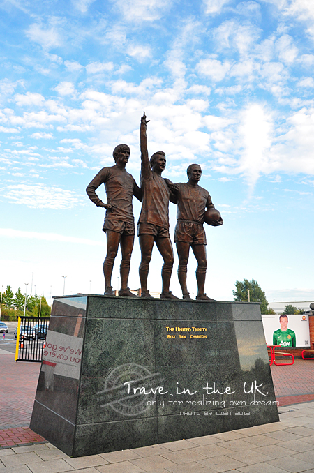 曼彻斯特老特拉福德球场英文,曼彻斯特老特拉福德球场航拍