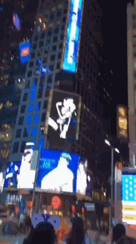 杨幂深情发文感谢粉丝陪伴,杨幂早期微博对于感情的态度