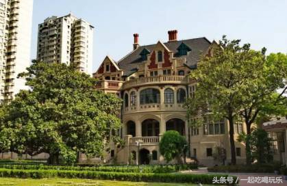 「上海」我们斗胆给上海10大网红马路排了个名!第一名竟不是武