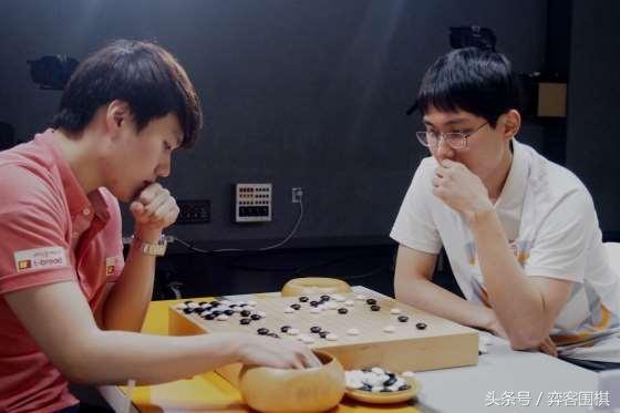 朴廷桓和崔精是什么关系,朴廷桓和崔精组合视频