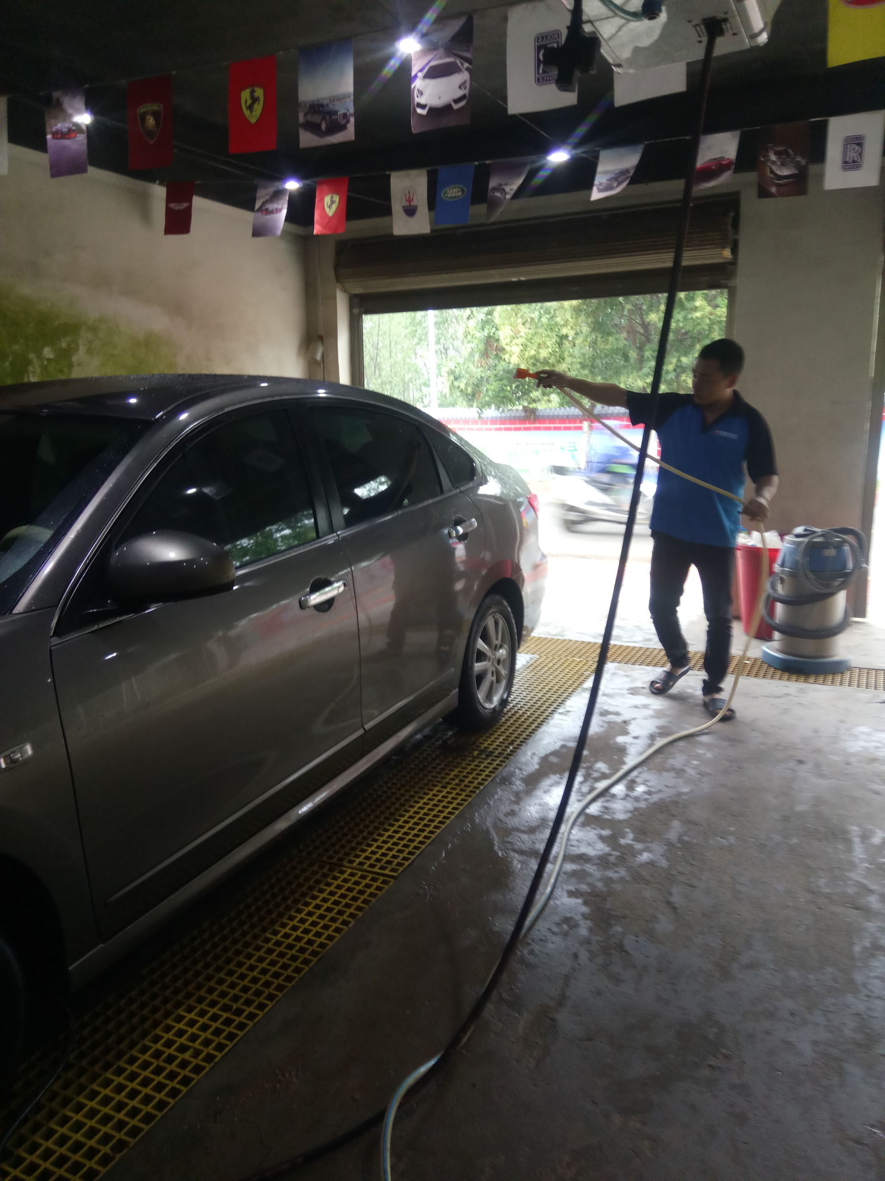 汽车自己打蜡怎么打,汽车打蜡指南最新