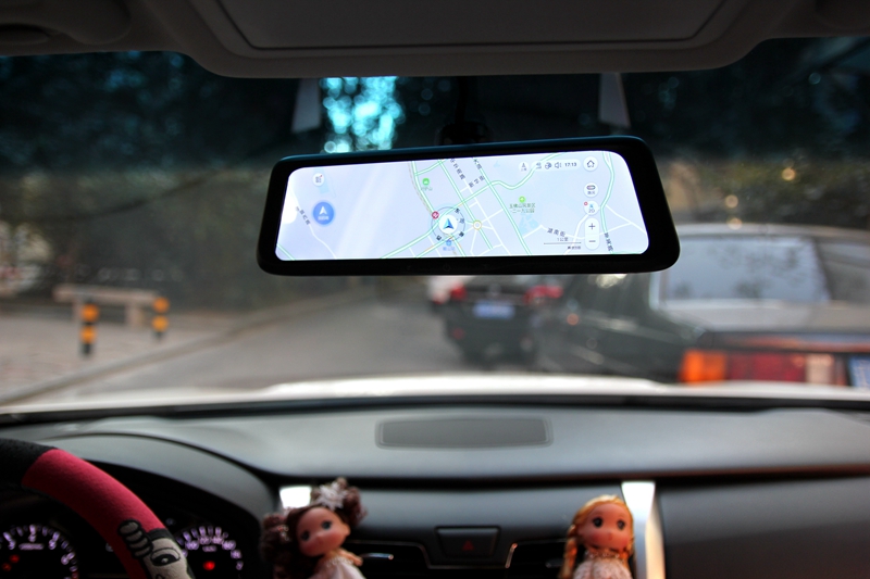 行车保姆秒杀*子狗电**，10寸屏善领X798TS后视镜评测