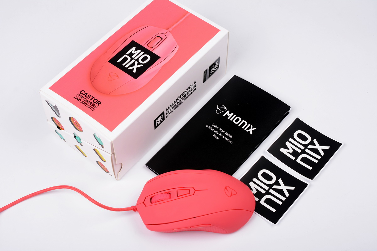 美的不像个游戏鼠标，麦傲尼克斯Castor霜糖红体验