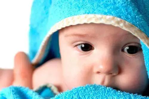 母乳喂养不及时排出乳汁,母乳从何而来