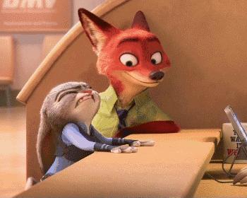 《疯狂动物城》|引爆朋友圈的好玩细节（附表情包和手绘原稿）