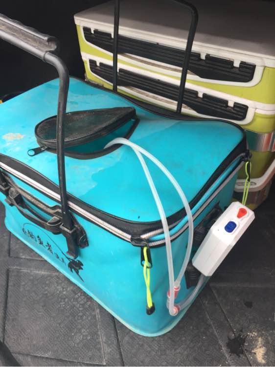 上班绑鱼钩，午休去钓鱼，因为工作耽搁了钓鱼，太不值！