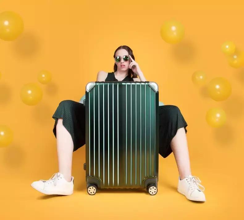 夏天出游行李箱推荐,最轻便的行李箱