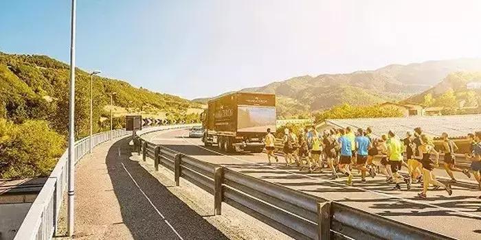 一周神广告:吾皇虐我千百遍我待吾皇如初恋