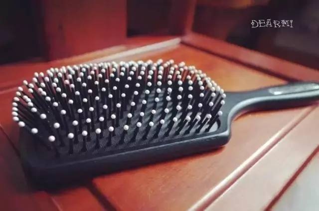 明星最爱的12款人气梳子大比拼,明星用的同款梳子
