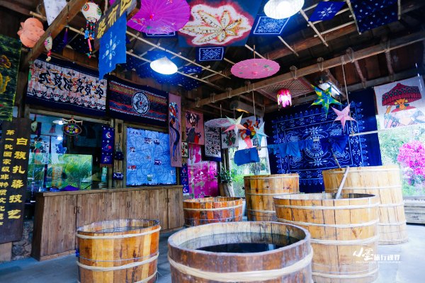 历史底蕴与现代繁华在此交融,历史与现代并存的城市