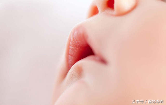 4个月宝宝脾胃不好有什么表现,七个月宝宝脾胃不好的表现和症状