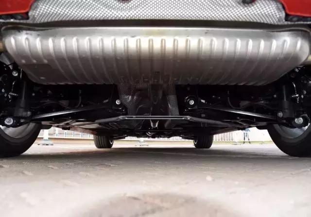 宝马220i七座旅行车试驾,宝马2系220i旅行车试驾